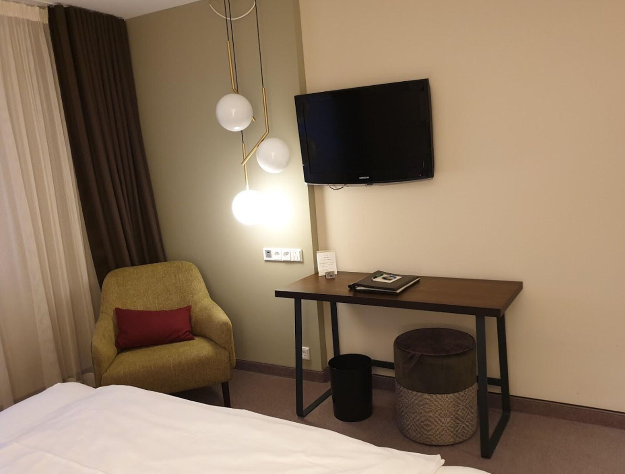 Parkhotel Schmid Adelsried ภายนอก รูปภาพ