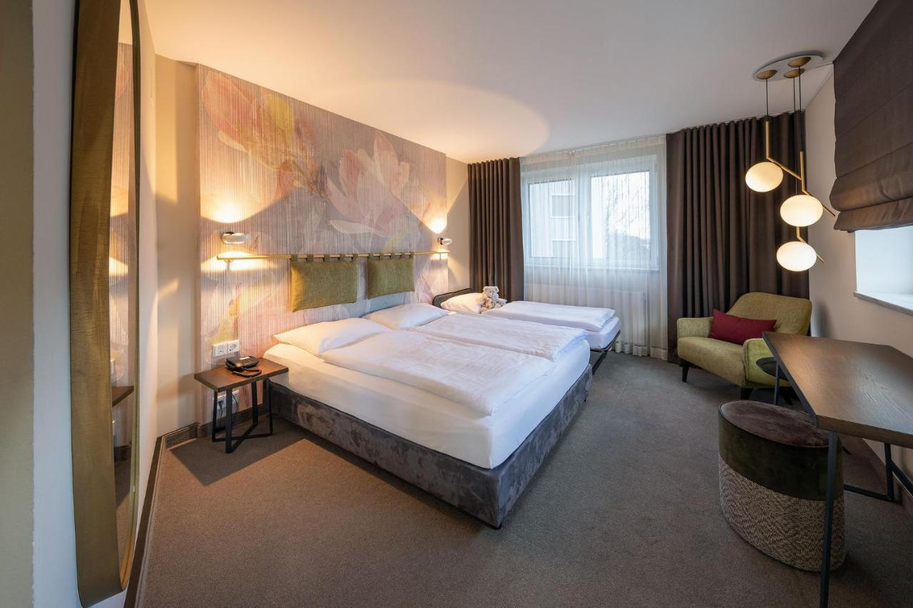 Parkhotel Schmid Adelsried ภายนอก รูปภาพ