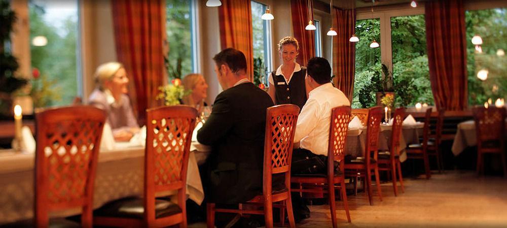 Parkhotel Schmid Adelsried ภายนอก รูปภาพ